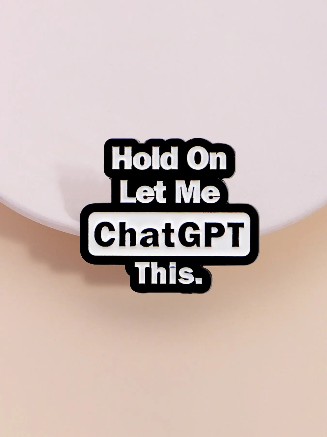 Tech Accessories Logo Design - Chatgpt Emaille Pin Embleem Logo Badge